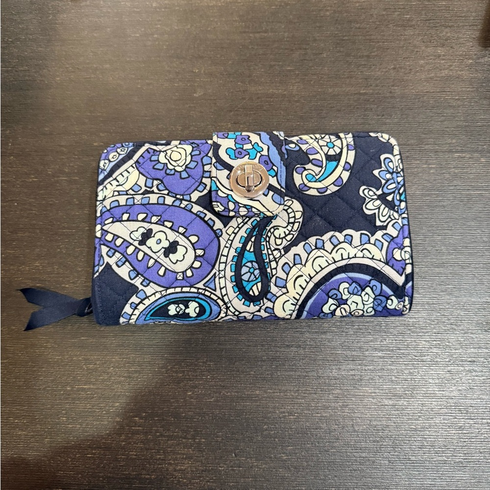Vera Bradley Navy and Cream Paisley Wallet